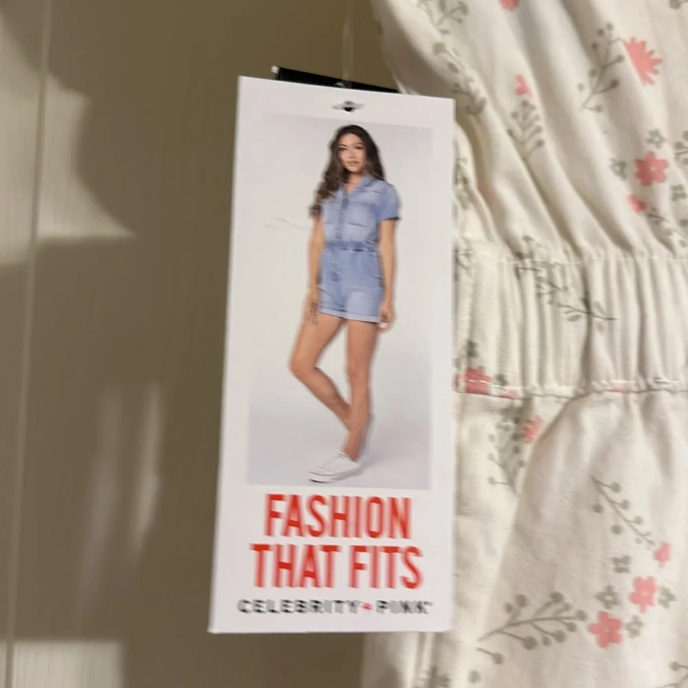 Floral Romper - Picture 5 of 5